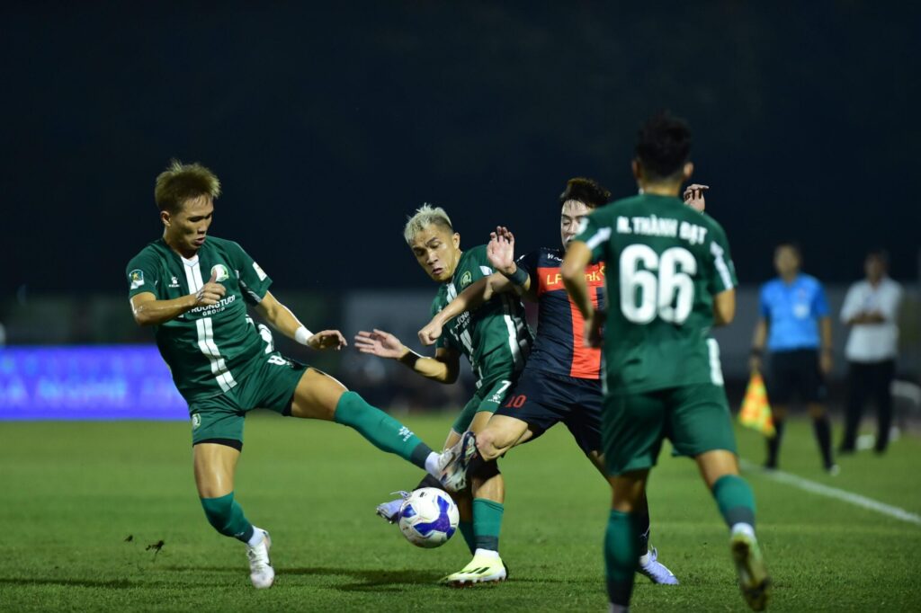 Ninh Bình 1-0 Bình Phước: Khai Thông Bế Tắc Tại Vòng 21 Giải Hạng Nhất Quốc Gia