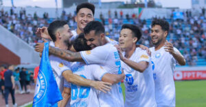 Vòng 25 V-League: Nam Định Cận Kề Vô Địch, Cuộc Chiến Trụ Hạng Căng Thẳng